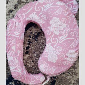 Cute Rose Pink and White Floral Nursing Support Pillow Boppy